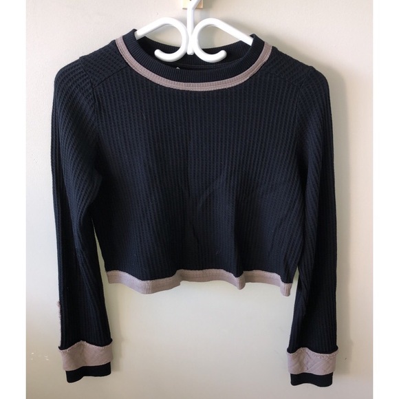 Free People Tops - Free people cropped Henley